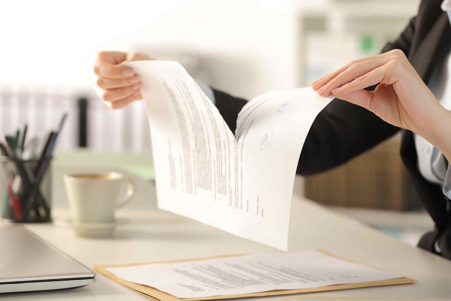 Annulation de vente immobilière : Responsabilité du Notaire et préjudices indemnisables – Avocat Avignon
