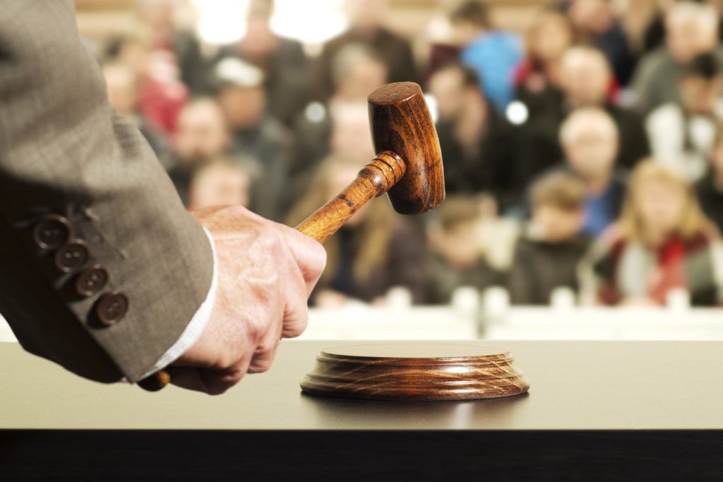 Saisie immobilière : que devient le bail consenti par le débiteur saisi – Avocat AVIGNON